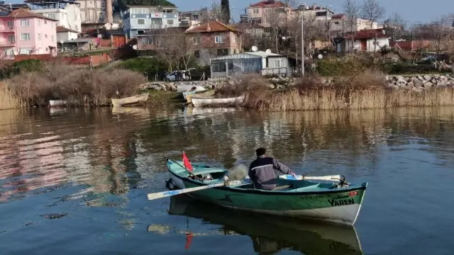 Yaren leylek ile Adem amca 10'uncu kez buluştu Yaren leylek ile Adem amca 10'uncu kez buluştu