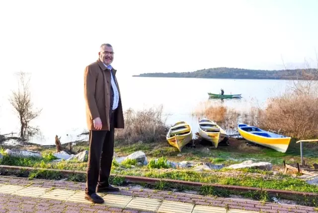 Yaren leylek ile Adem amca 10'uncu kez buluştu Yaren leylek ile Adem amca 10'uncu kez buluştu