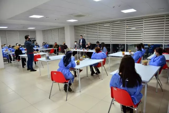 Yıldırım'da çiçek kokulu 8 Mart Yıldırım'da çiçek kokulu 8 Mart