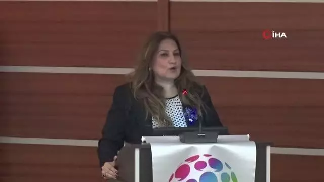 - Yılın kadınlarına ödül - Yılın kadınlarına ödül