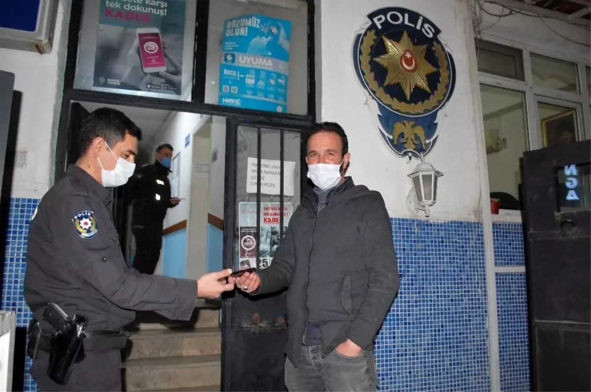 3 bin liralık telefonu 20 gündür kayıptı, bulununca 'insanlık ölmemiş' dedi
