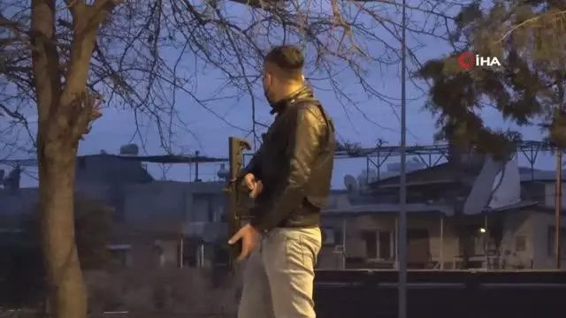 Son dakika haberi: Adana'da drone destekli torbacı operasyonu Son dakika haberi: Adana'da drone destekli torbacı operasyonu