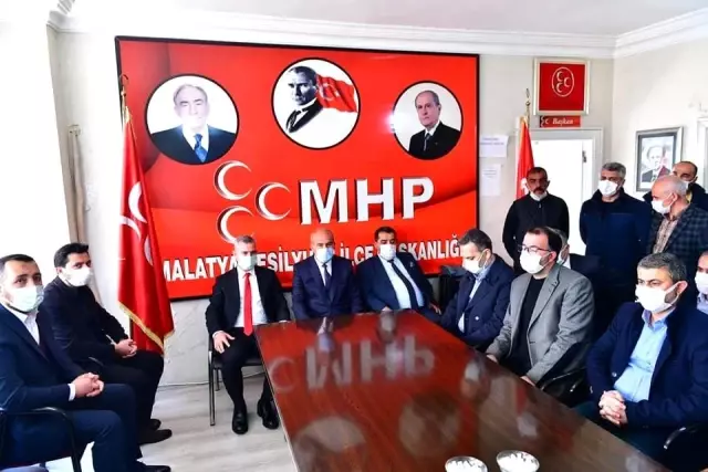 Başkan Çınar, MHP'liler ile bir araya geldi Başkan Çınar, MHP'liler ile bir araya geldi