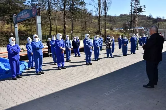 Başkan, kadın işçilerin gününü kutladı