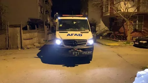 Son dakika haber! Çekmeköy'de kaybolan iki kardeş suyla dolan asansör boşluğunda ölü bulundu(1) Son dakika haber! Çekmeköy'de kaybolan iki kardeş suyla dolan asansör boşluğunda ölü bulundu(1)
