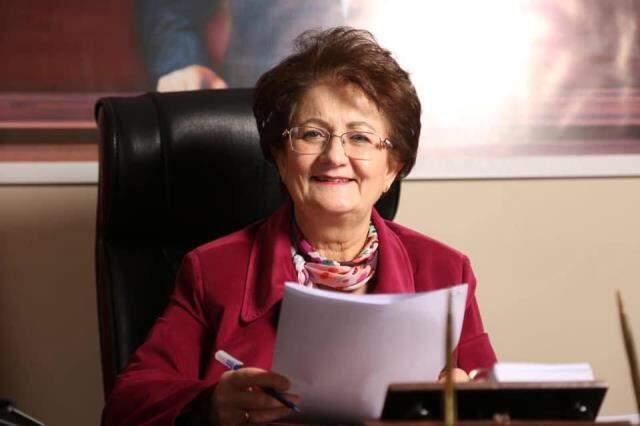 Denizli'nin Bozkurt Belediye Başkanı CHP'li Birsen Çelik'in makam koltuğu ve aracı haczedildi