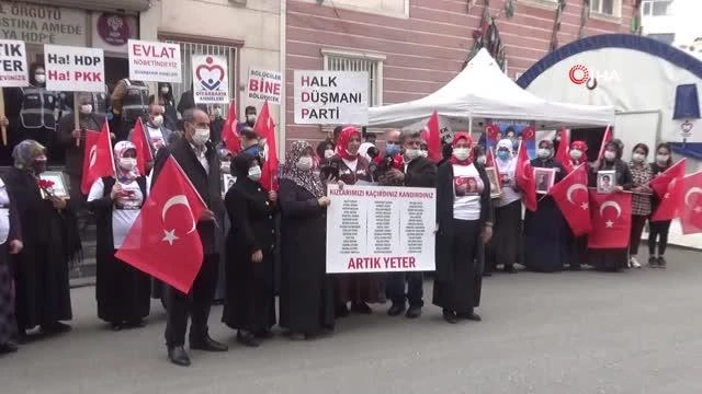 Diyarbakır'da evlat nöbetindeki ailelerden 8 Mart Dünya Kadınlar Günü açıklaması