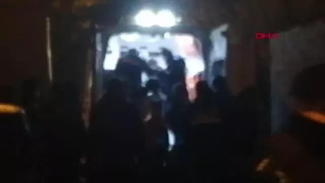 Son dakika haber! Çekmeköy'de kaybolan iki kardeş suyla dolan asansör boşluğunda ölü bulundu(1) Son dakika haber! Çekmeköy'de kaybolan iki kardeş suyla dolan asansör boşluğunda ölü bulundu(1)