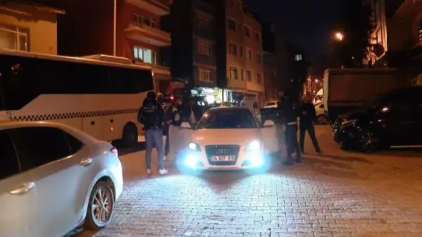 İSTANBUL'DA 3 İLÇEDE UYUŞTURUCU OPERASYONU İSTANBUL'DA 3 İLÇEDE UYUŞTURUCU OPERASYONU