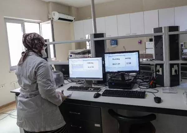 İSTANBUL'UN EN BÜYÜK KORONAVİRÜS TEST LABORATUVARI- 1