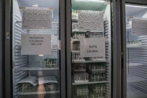 İSTANBUL'UN EN BÜYÜK KORONAVİRÜS TEST LABORATUVARI- 1