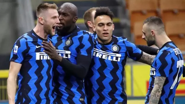 İtalya Serie A'nın 26. haftasında lider Inter, sahasında Atalanta'yı 1-0 mağlup etti İtalya Serie A'nın 26. haftasında lider Inter, sahasında Atalanta'yı 1-0 mağlup etti