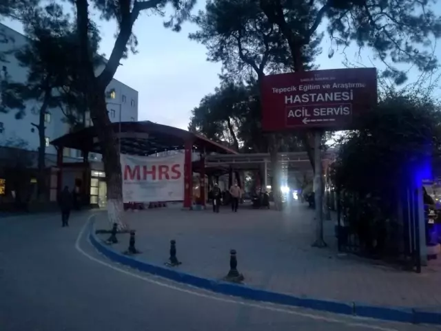 İzmir'de bıçaklı saldıran yakalandı İzmir'de bıçaklı saldıran yakalandı