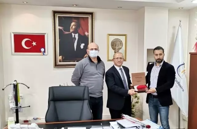 Bülent Yıldırım'dan Kadınlar Günü jesti