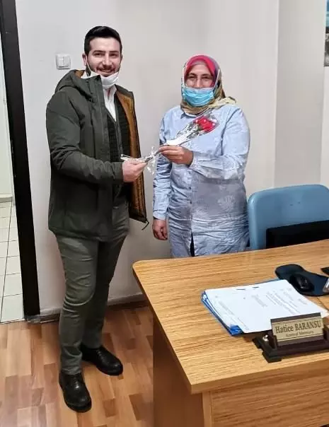 Bülent Yıldırım'dan Kadınlar Günü jesti