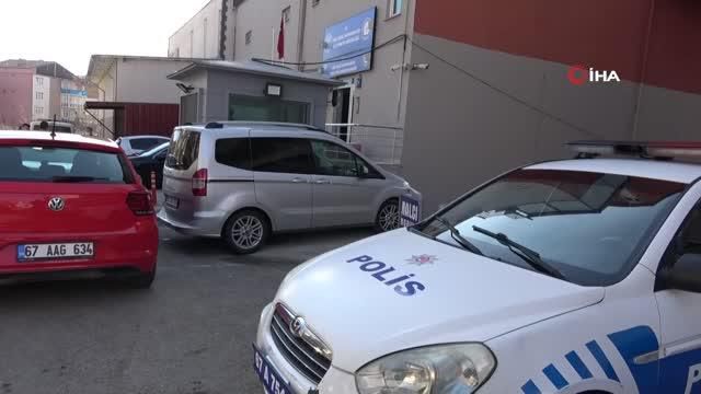 Polis memuru karakolda intihar etti