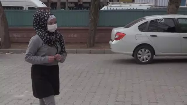 Türkiye'de protez bacağa kavuşan Suriyeli Şeyma, yürüyerek okula gitmenin sevincini yaşadı Türkiye'de protez bacağa kavuşan Suriyeli Şeyma, yürüyerek okula gitmenin sevincini yaşadı