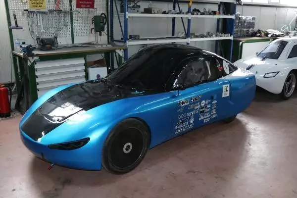 yangindan kurtardiklari araci gelistirip biri 8 13979455 o