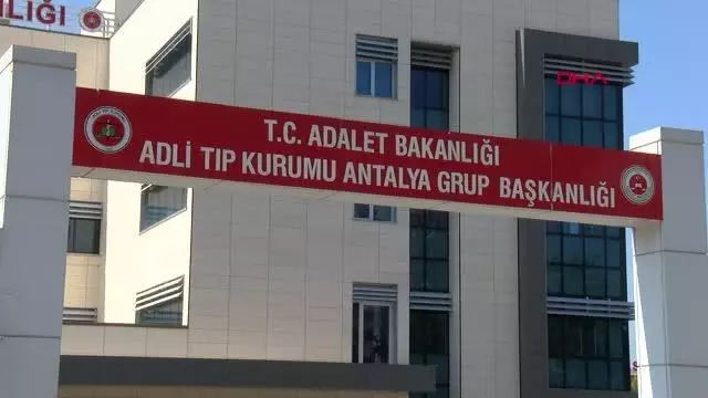 Salıncağın ipi boynuna dolanıp ölen Melek'in cenazesi morgdan alındı