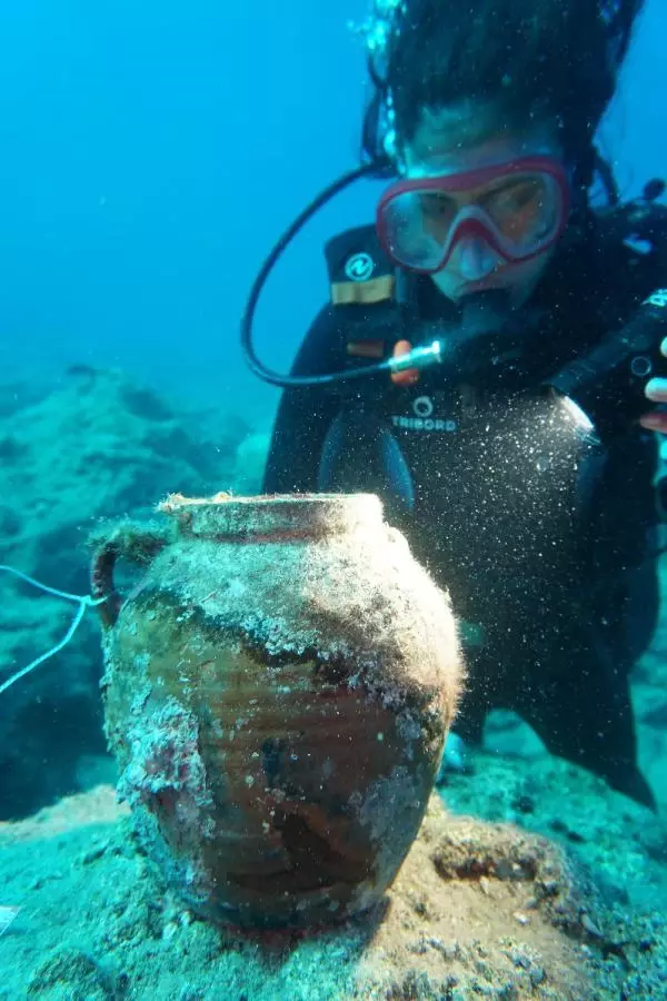 ANTALYA Arkeologlar, su altında 17 işaretle yeni bir dil geliştirdi