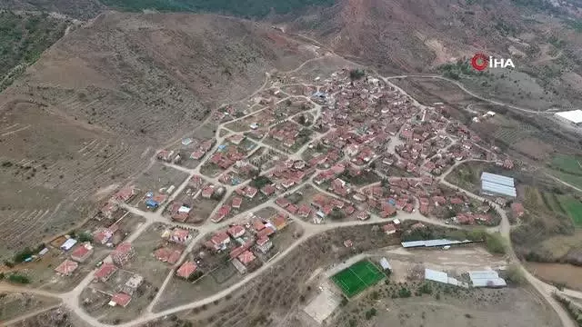 Eskişehir'de pozitif vakaların arttığı mahalle karantinaya alındı Eskişehir'de pozitif vakaların arttığı mahalle karantinaya alındı