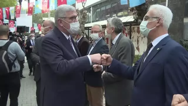 İYİ Parti'nin 'Ekonomi ve Kalkınma Politikaları Başkanlıkları İzmir Buluşması'nda ekonomi değerlendirildi İYİ Parti'nin 'Ekonomi ve Kalkınma Politikaları Başkanlıkları İzmir Buluşması'nda ekonomi değerlendirildi