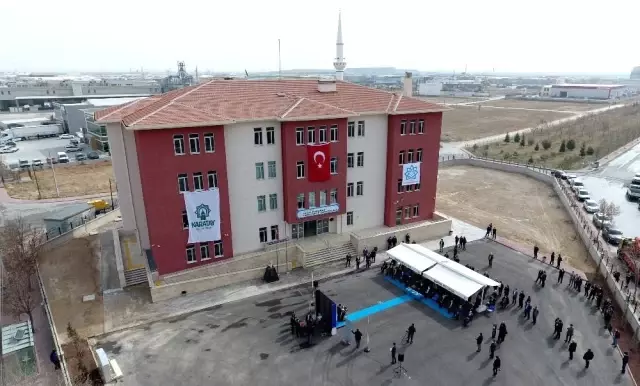 Karatay Belediyesi tarafından yaptırılan okulun açılışı yapıldı