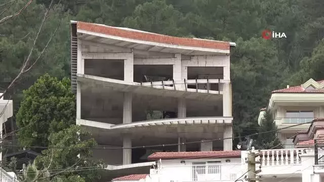 Kenan Evren'in metrekaresine 35 lira ödeyerek aldığı arsayı ve inşaatı kimse satın almıyor Kenan Evren'in metrekaresine 35 lira ödeyerek aldığı arsayı ve inşaatı kimse satın almıyor