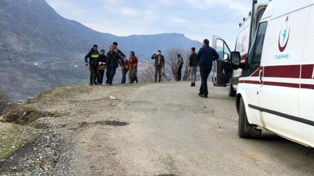 Son Dakika! Öğrencileri taşıyan servis uçurumdan yuvarlandı: 2 ölü 27 yaralı