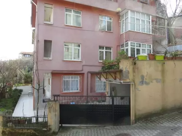 Son dakika haber... ÜSKÜDAR'DA REHİNE OPERASYONU... DİNİ NİKAHLI EŞİNİN REHİN ALDIĞI HAMİLE KADIN KURTARILDI Son dakika haber... ÜSKÜDAR'DA REHİNE OPERASYONU... DİNİ NİKAHLI EŞİNİN REHİN ALDIĞI HAMİLE KADIN KURTARILDI