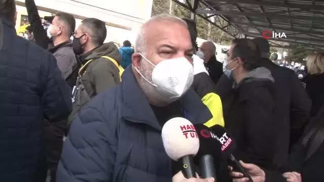 Usta oyuncu Rasim Öztekin son yolculuğuna uğurlandı Usta oyuncu Rasim Öztekin son yolculuğuna uğurlandı