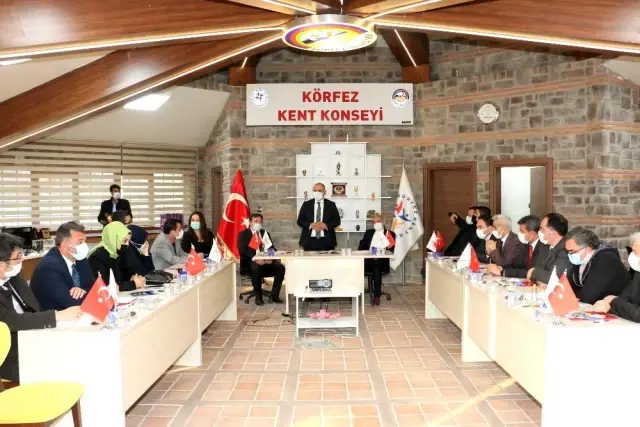 Başkan Söğüt, 'Kentin her kesimine dokunuyoruz' Başkan Söğüt, 'Kentin her kesimine dokunuyoruz'