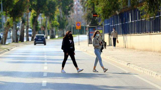 Cumartesi yasak var mı? (13-14 Mart) Hafta sonu sokağa çıkma yasağı olan iller: Hafta sonu sokağa çıkma yasağı var mı?