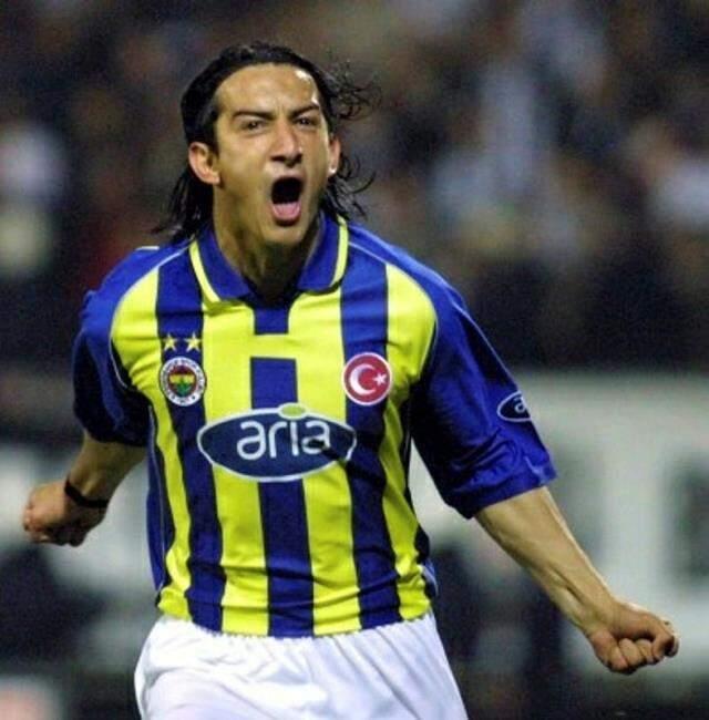 Eski Fenerbahçeli Serhat Akın, Erol Bulut'un yerine Joachim Löw'ün getirilmesini önerdi Eski Fenerbahçeli Serhat Akın, Erol Bulut'un yerine Joachim Löw'ün getirilmesini önerdi