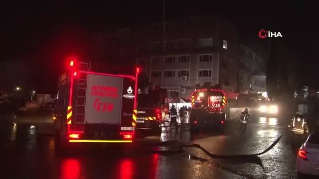 Hadımköy'de kozmetik fabrikasında yangın Hadımköy'de kozmetik fabrikasında yangın