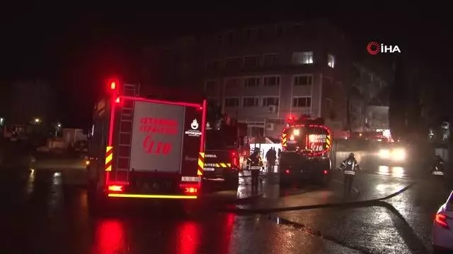 Hadımköy'de kozmetik fabrikasında yangın Hadımköy'de kozmetik fabrikasında yangın