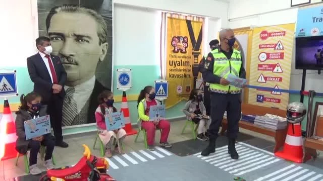 Son dakika haberleri: Jandarmanın 'seyyar trafik eğitim sınıfı' projesi başladı