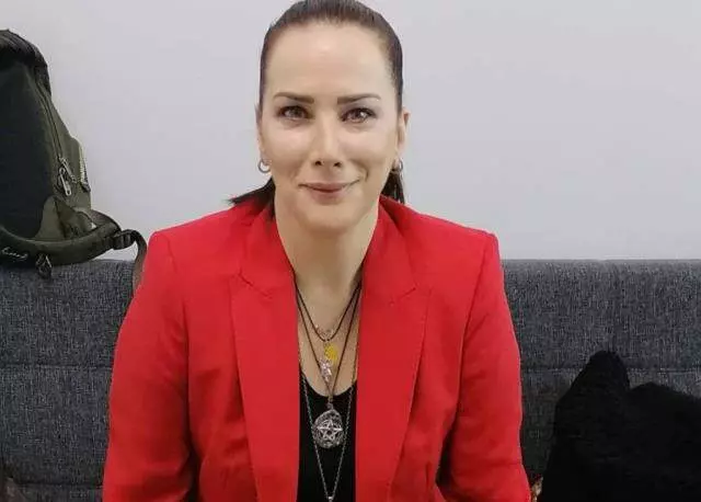 Janset kimdir? Janset Paçal kaç yaşında, nereli, gerçek adı ne? Janset dizileri! Janset kimdir? Janset Paçal kaç yaşında, nereli, gerçek adı ne? Janset dizileri!