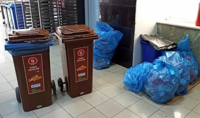 Keçiören Belediyesi'nde çöp yok, atık var Keçiören Belediyesi'nde çöp yok, atık var