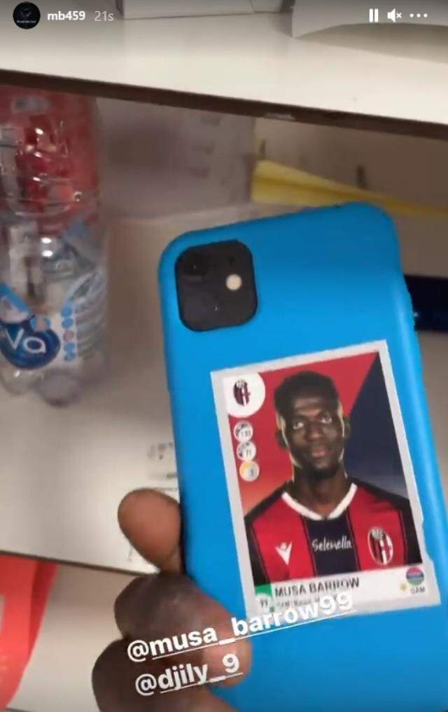 Mario Balotelli, takım arkadaşı Davide Diaw'a eğlenceli bir şaka yaptı