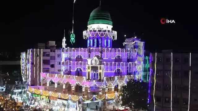 Miraç Kandili Pakistan'da idrak edildi