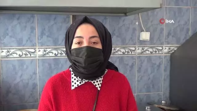 Onları unutmuyor, her sabah sıcak çorba ikram ediyorlar Onları unutmuyor, her sabah sıcak çorba ikram ediyorlar