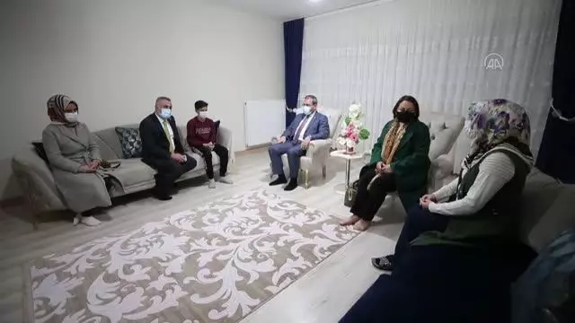 TBMM Depreme Karşı Alınabilecek Önlemleri Araştırma Komisyonu üyeleri incelemelerde bulundu TBMM Depreme Karşı Alınabilecek Önlemleri Araştırma Komisyonu üyeleri incelemelerde bulundu
