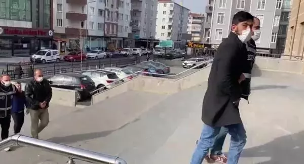 Telefon dolandırıcılarını buluşmaya çağırdığı parkta yakalattı Telefon dolandırıcılarını buluşmaya çağırdığı parkta yakalattı