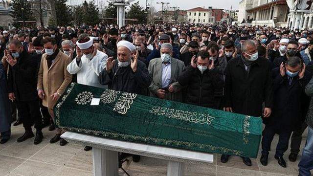 Ünlülerin hocası Salih Memişoğlu'nu öldüren zanlı yakalandı