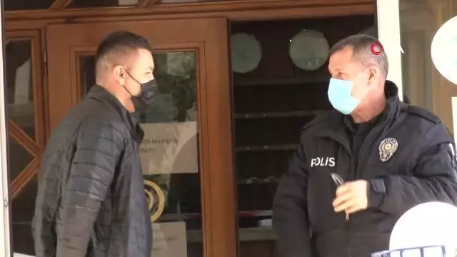 Antalya'da Özel Harekat Polisi destekli sinirli müşteri operasyonu Antalya'da Özel Harekat Polisi destekli sinirli müşteri operasyonu