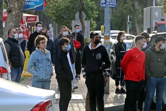 Antalya'da Özel Harekat Polisi destekli sinirli müşteri operasyonu Antalya'da Özel Harekat Polisi destekli sinirli müşteri operasyonu