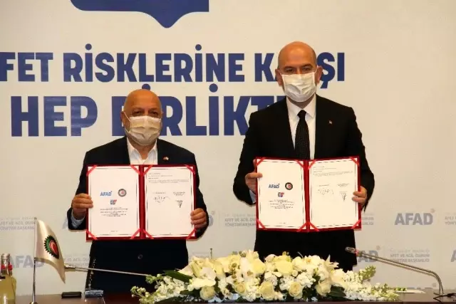 Bakan Soylu: 2 milyon 496 bin 673 vatandaşımıza yüz yüze afet farkındalık eğitimi verdik