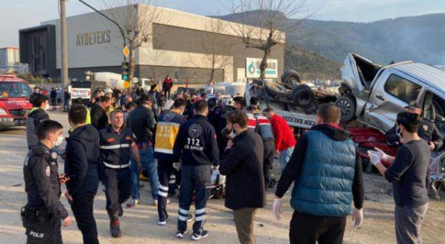 Bursa'daki Tır dehşeti kamerada! 20 aracı biçti, ortalık mahşer yerine döndü