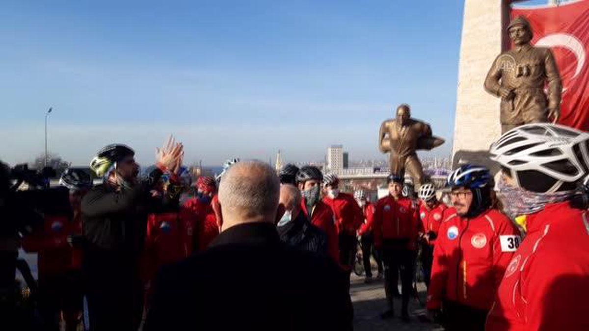 Büyükçekmeceli bisikletçiler Çanakkale şehitleri için yola çıktı